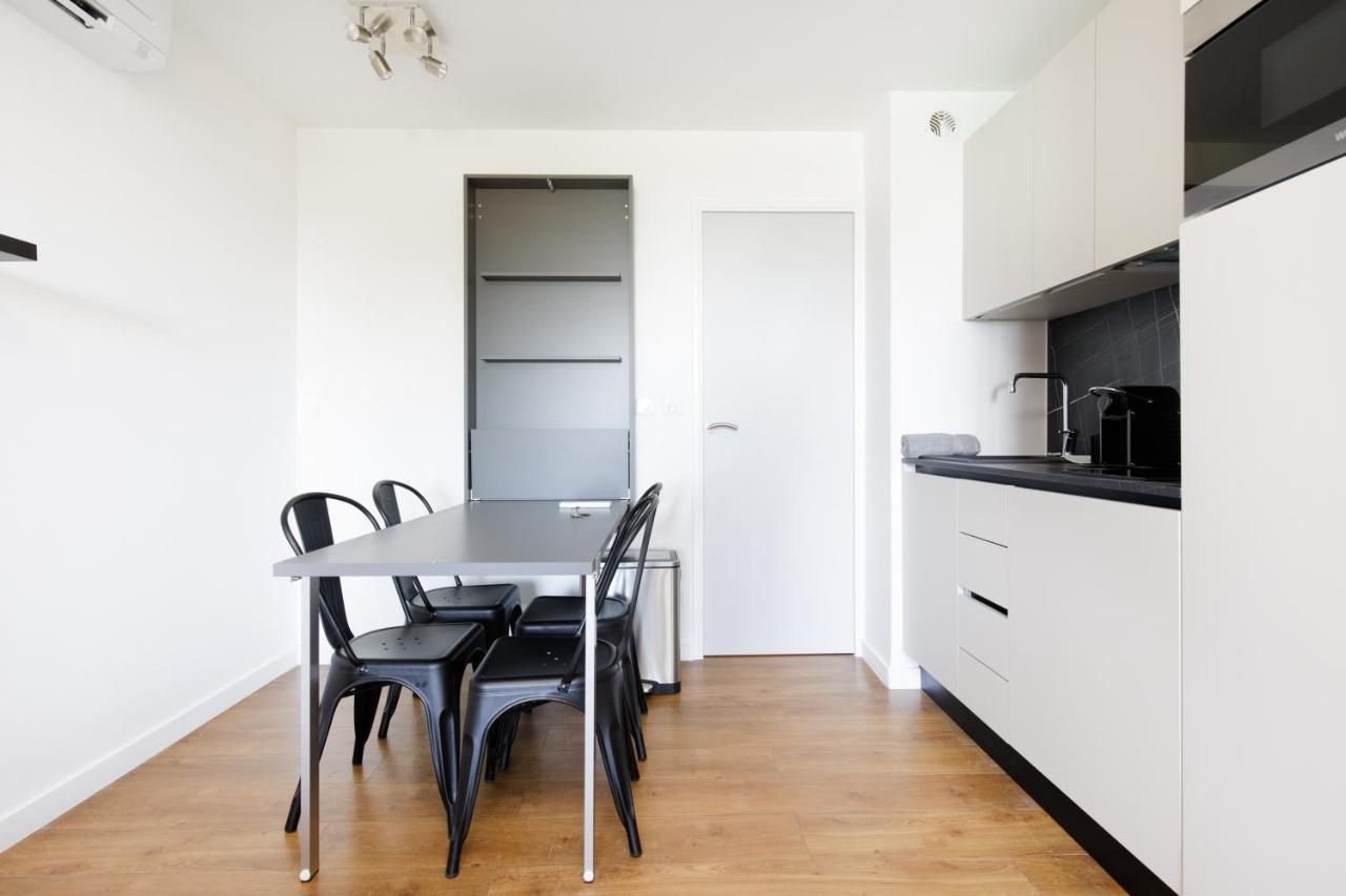 Suite 118 - Piscine - 50 Metres Plage - Terrasse - Clim - Wifi Cannes Kültér fotó